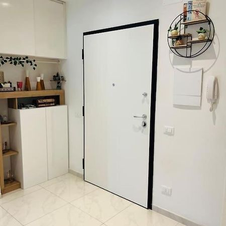 Orizzonte 5 Terre, Viale Italia 221 - Partenza Battelli 5 Terre La Spezia Exteriör bild