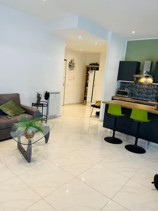 Orizzonte 5 Terre, Viale Italia 221 - Partenza Battelli 5 Terre La Spezia Exteriör bild