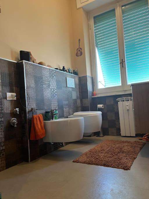 Orizzonte 5 Terre, Viale Italia 221 - Partenza Battelli 5 Terre La Spezia Exteriör bild