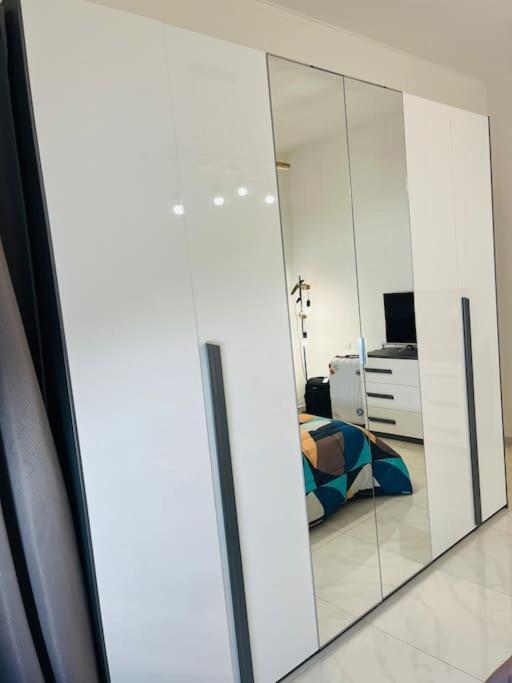 Orizzonte 5 Terre, Viale Italia 221 - Partenza Battelli 5 Terre La Spezia Exteriör bild